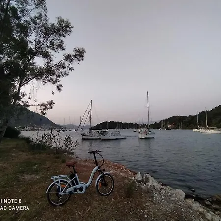 A4 - Rosemary Nydri (Lefkada)