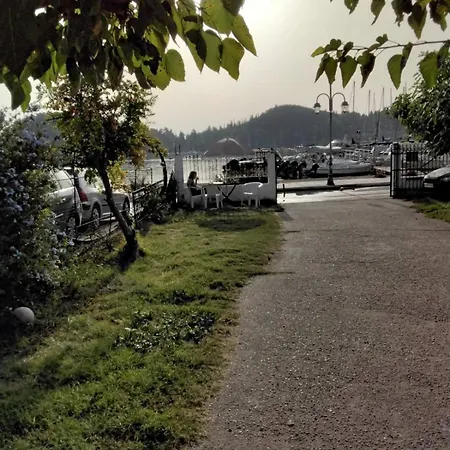 Апартаменты A4 - Rosemary Нидри